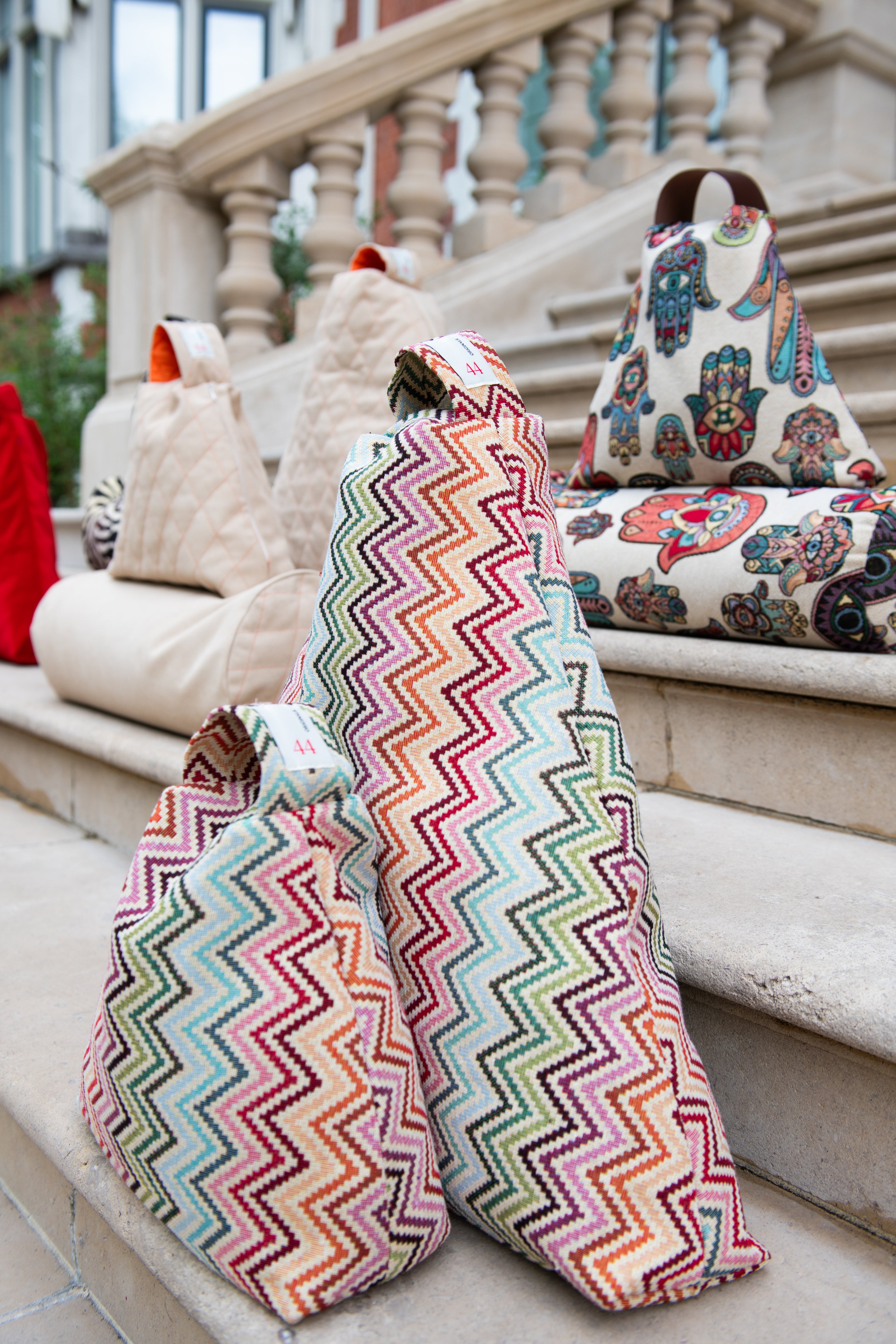 44 Meditaion cushion small 44 Zigzag