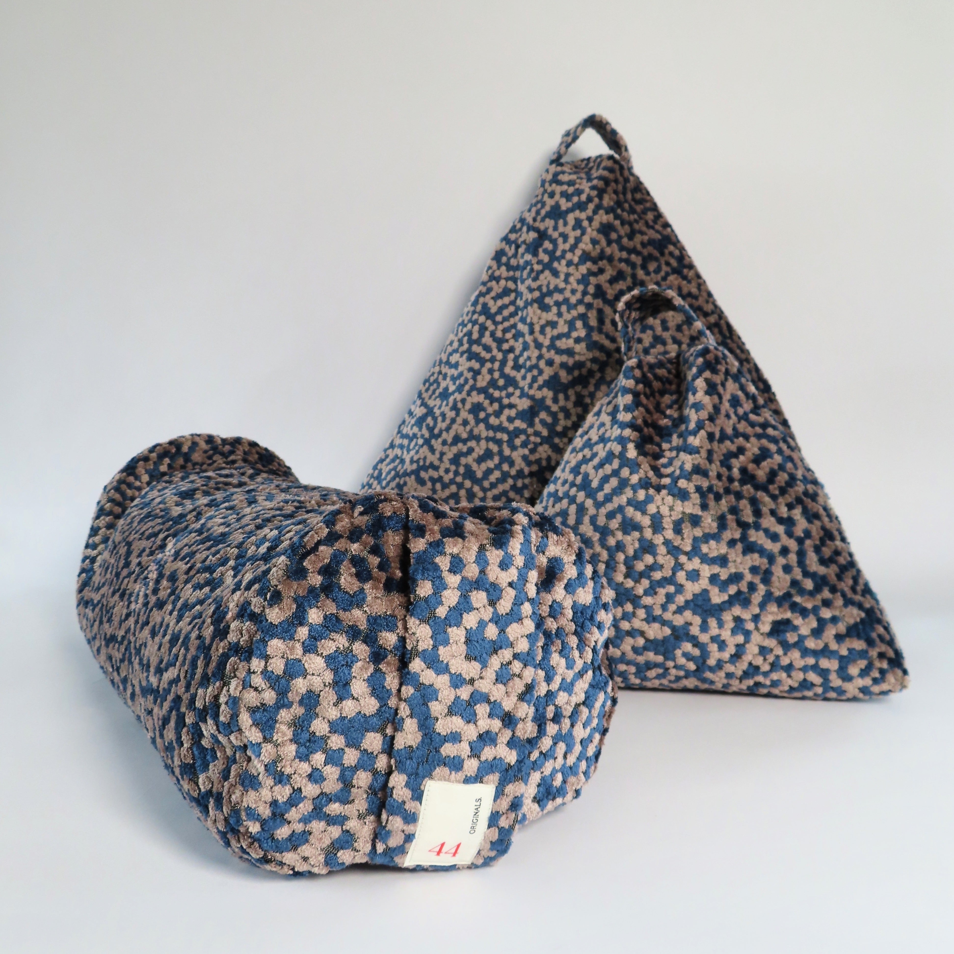 44 Originals Mediatation set 44 Dots