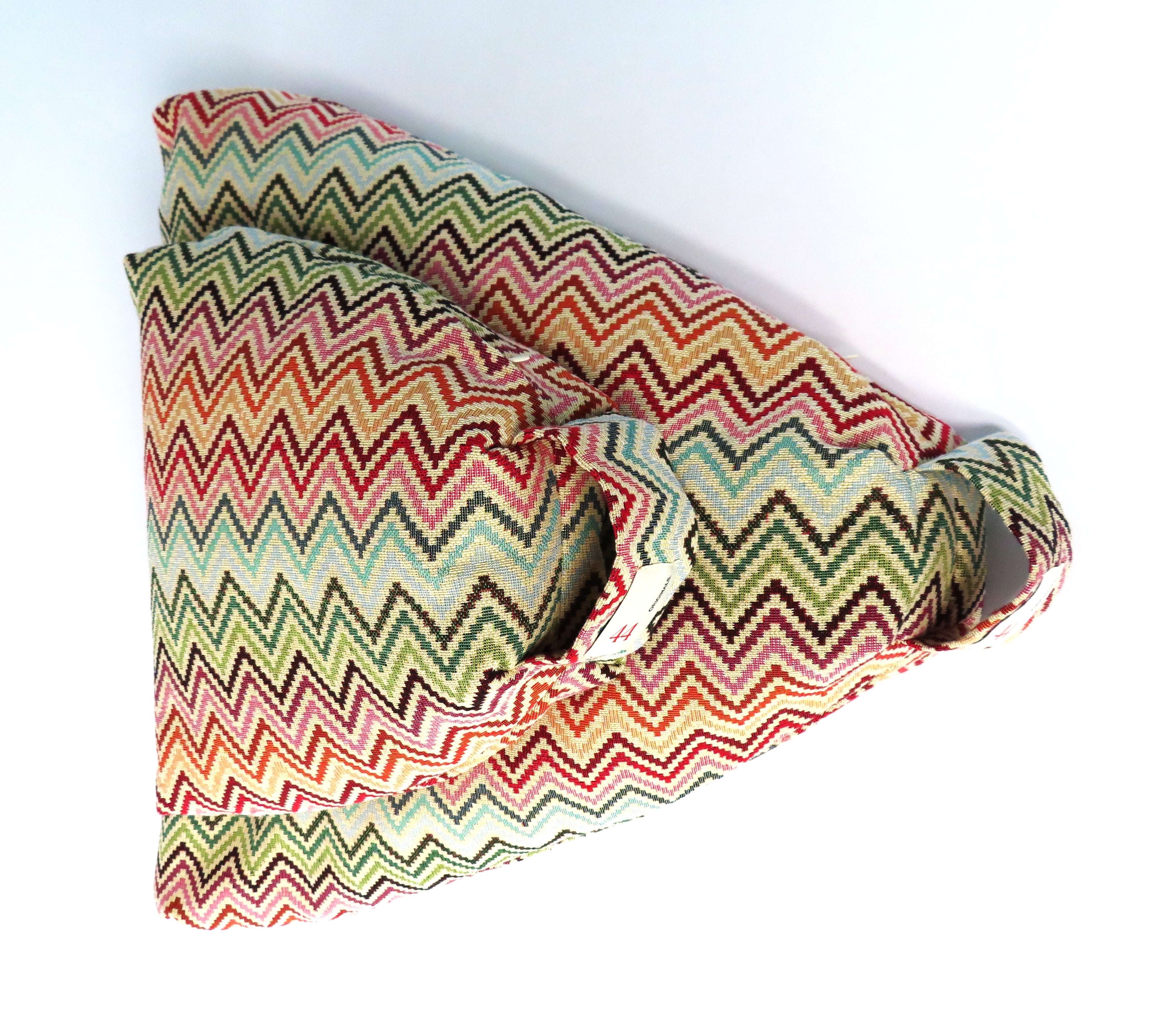 44 Meditaion cushion small 44 Zigzag
